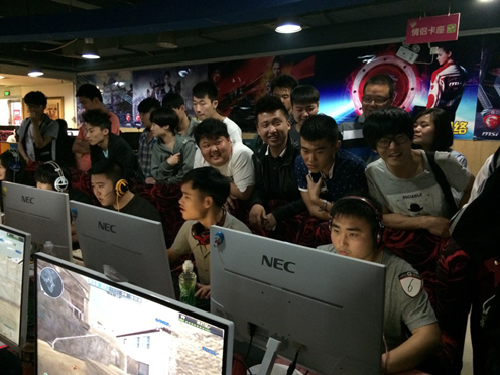 还是背后另 还是背后另